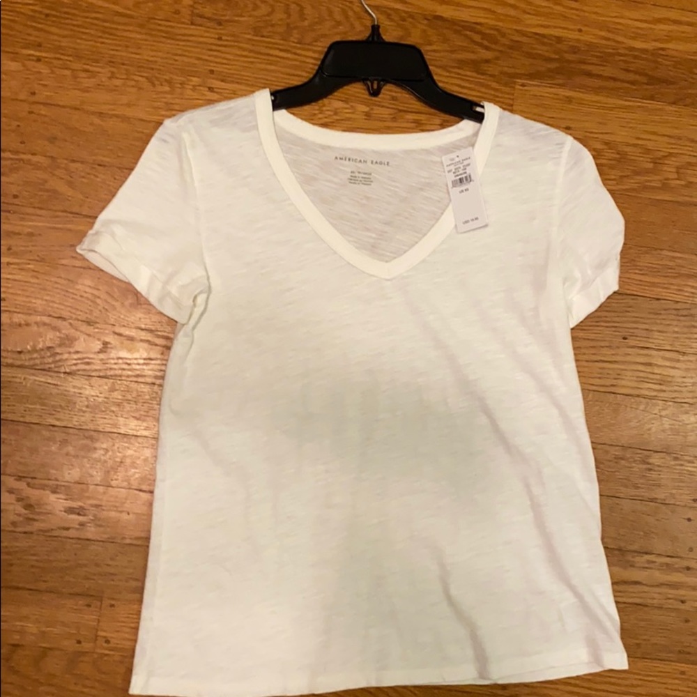 super soft American eagle white T-shirt!!